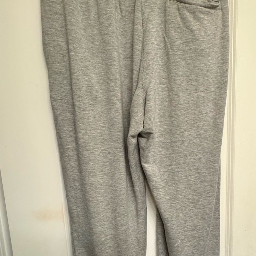 Bleusalt Women's Classic Gray Trancas Trousers - Picture 2 of 9